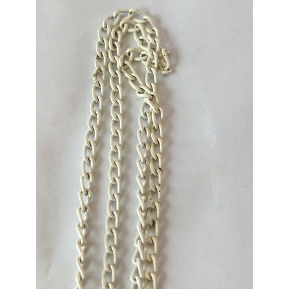 Necklace Floral Open Work White Enamel Pendant Necklace White Chain 33" - Picture 6 of 9